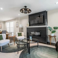 Spacious / New - 8BD/4BTH - Sleeps 16 + Garage!