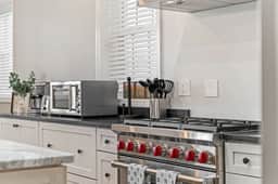 6BD/5BTH + Roofdeck - Downtown Chicago! - Image 5