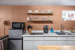 Cozy Chicago Garden Unit - Sleeps 6! - Image 5