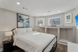 Comfy/Elegant Home by Wrigley, Garage Spot & Yard - Image 4