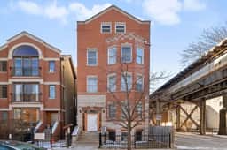 The Home Run: Modern 2BR Steps from Wrigley Field - Image 3