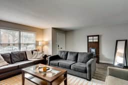 3 Br/2 Ba W/ Building Laundry by Il Med District - Image 2