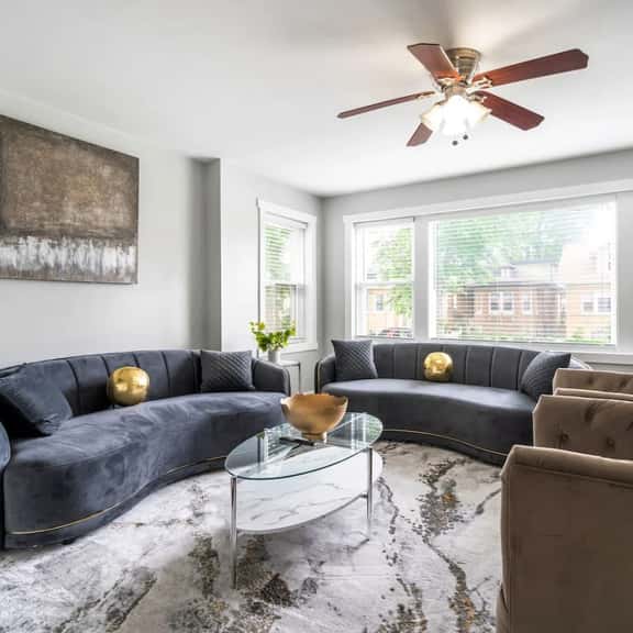 New! Beautiful 7BD Home - Sleeps 15 + 2 Car Garage - Image 1