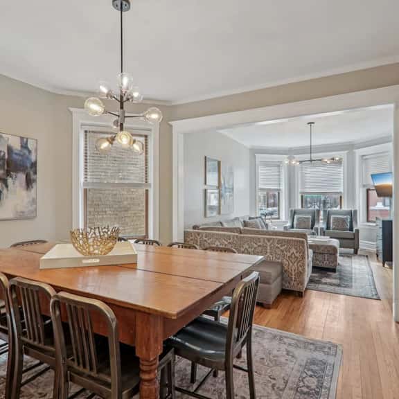 Comfy/Elegant Home by Wrigley, Garage Spot & Yard - Image 1