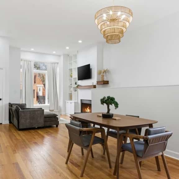 The Claremont Cozy | 4BR + Free Private Parking - Image 1